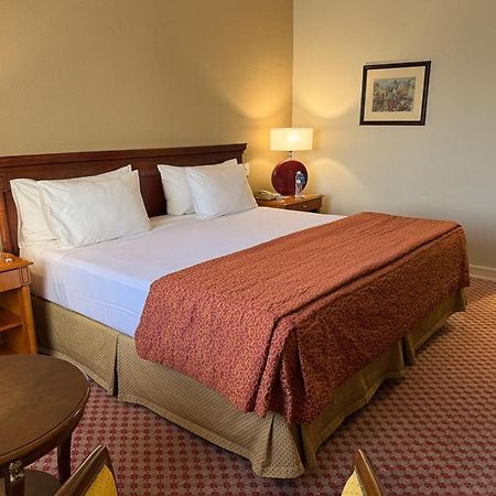 Austral Plaza Hotel Comodoro Rivadavia Eksteriør billede