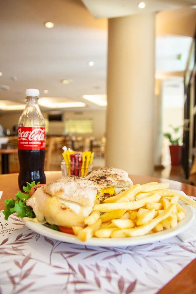 Austral Plaza Hotel Comodoro Rivadavia Eksteriør billede