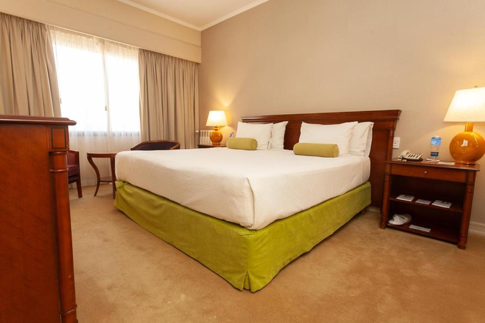 Austral Plaza Hotel Comodoro Rivadavia Eksteriør billede