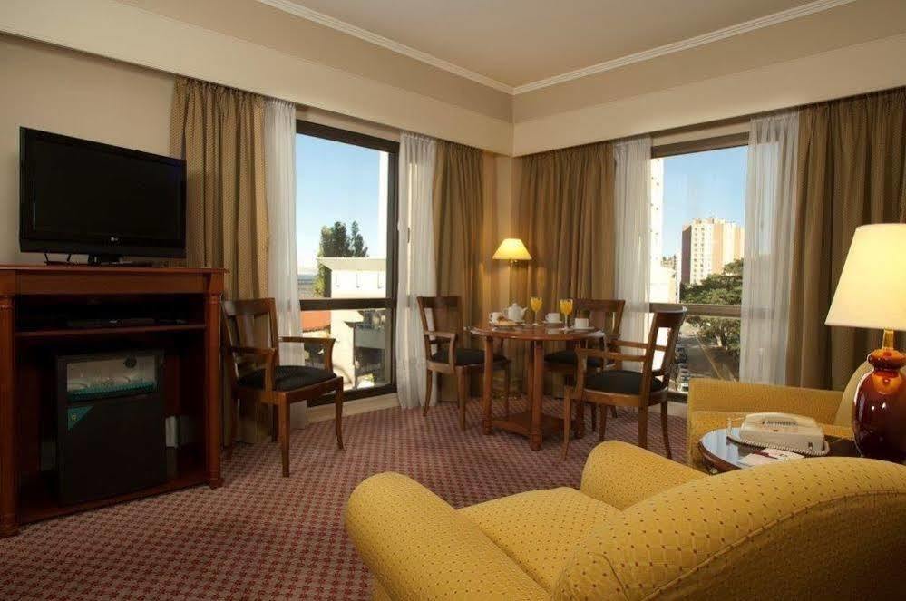 Austral Plaza Hotel Comodoro Rivadavia Eksteriør billede