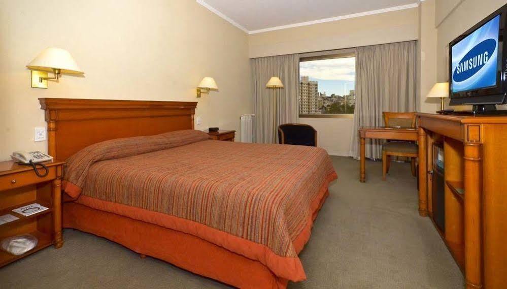 Austral Plaza Hotel Comodoro Rivadavia Eksteriør billede